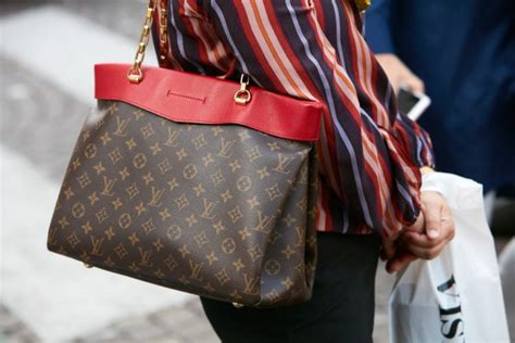 is louis vuitton cheaper in russia|louis vuitton cheapest country.